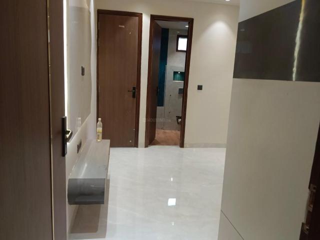 4 BHK Independent Builder Floor in Sector 24 Rohini for rent New Delhi. The reference number is 20742577