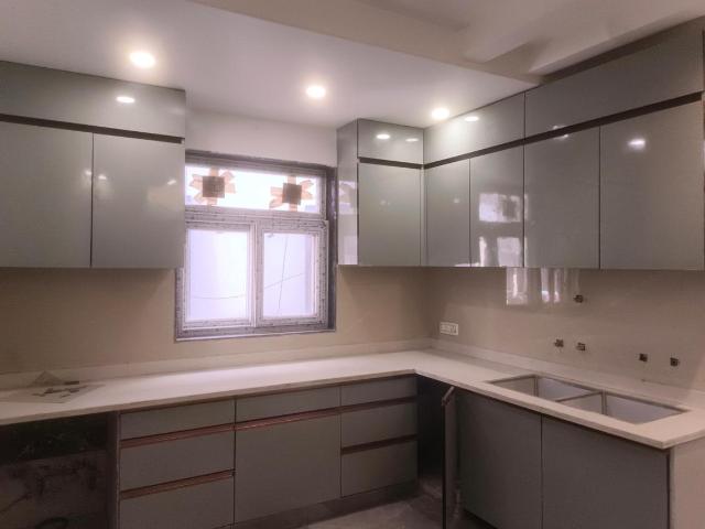 4 BHK Independent Builder Floor in Sector 24 Rohini for resale New Delhi. The reference number is 17918745
