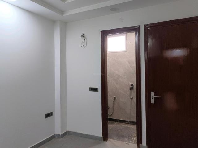 3 BHK Independent Builder Floor in Rohini Sector 28 for resale New Delhi. The reference number is 18417481