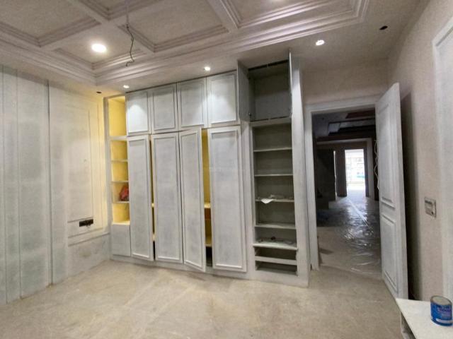 4 BHK Independent Builder Floor in Sector 24 Rohini for resale New Delhi. The reference number is 20792188