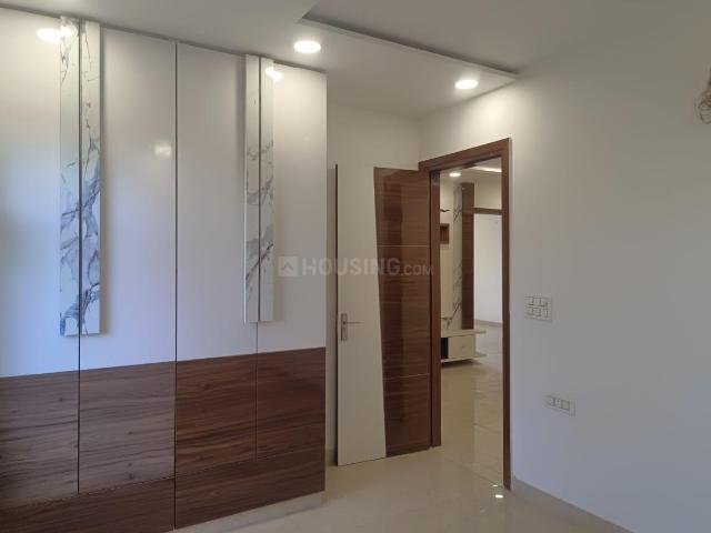 4 BHK Independent Builder Floor in Sector 25 Rohini for resale New Delhi. The reference number is 21073697