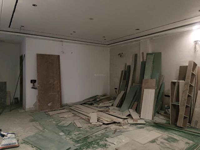 4 BHK Independent Builder Floor in Sector 26 Rohini for resale New Delhi. The reference number is 20287635