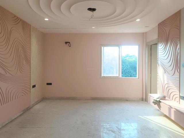 4 BHK Independent Builder Floor in Sector 26 Rohini for resale New Delhi. The reference number is 21296800