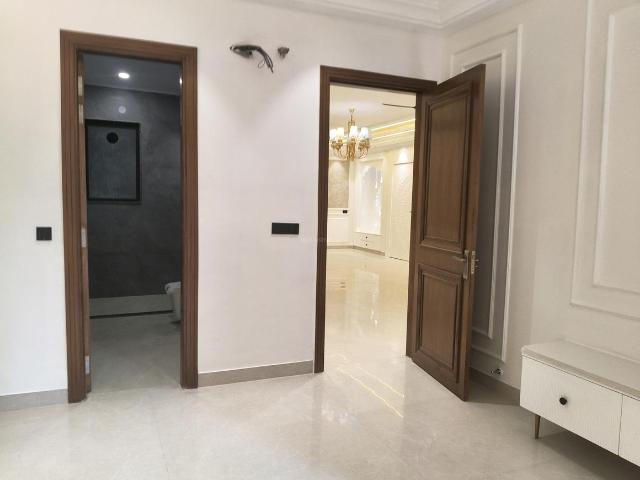 4 BHK Independent Builder Floor in Sector 26A for rent Gurgaon. The reference number is 20040054