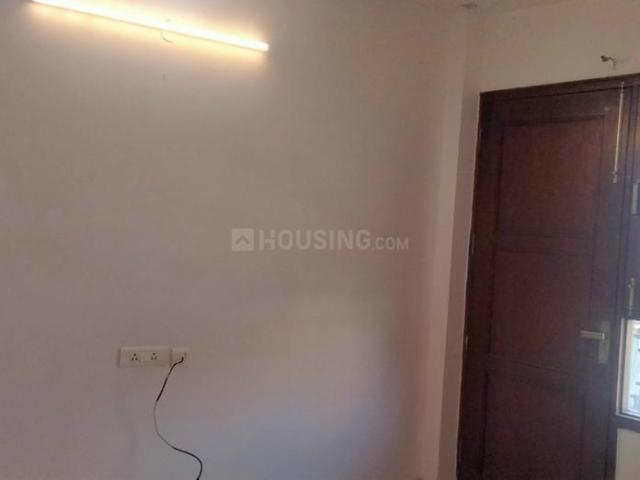 4 BHK Independent Builder Floor in Sector 30 for rent Faridabad. The reference number is 18027578