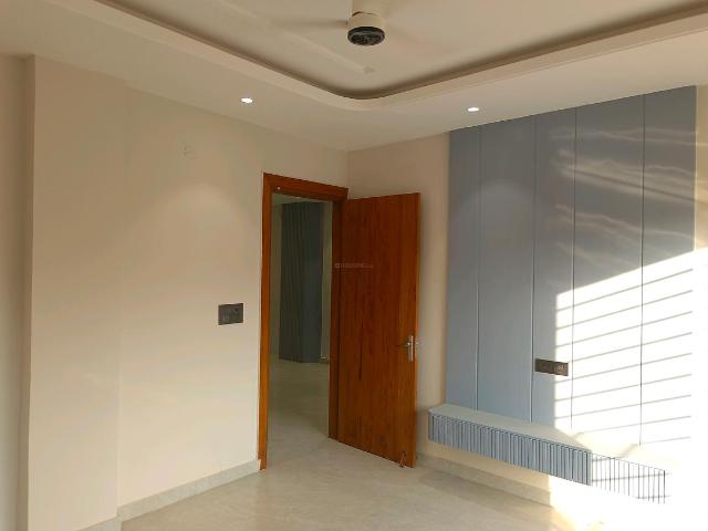 4 BHK Independent Builder Floor in Sector 37 for rent Faridabad. The reference number is 19875351