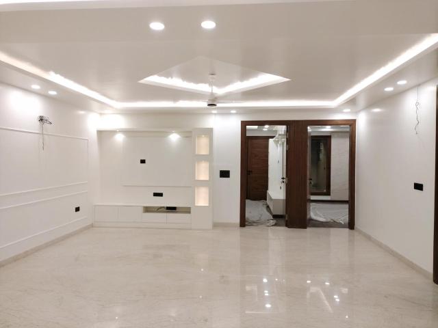 4 BHK Independent Builder Floor in Sector 3 Dwarka for resale New Delhi. The reference number is 20660535