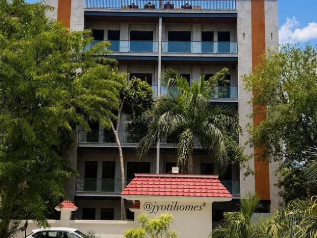 4 BHK Independent Builder Floor in Sector 3 Dwarka for resale New Delhi. The reference number is 20807091