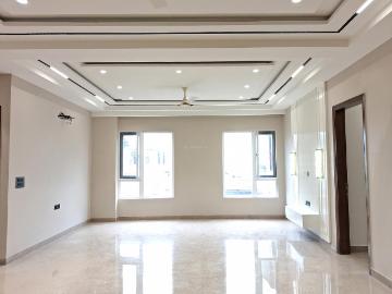 4 BHK Independent Builder Floor in Shakur Basti for resale New Delhi. The reference number is 19924724