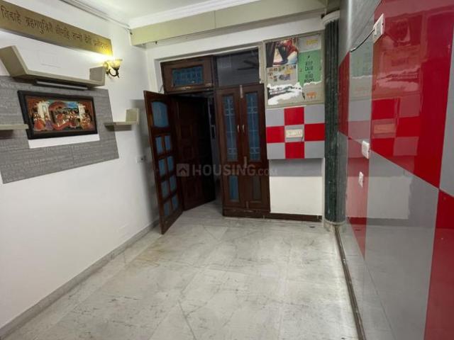 4 BHK Independent Builder Floor in Shalimar Bagh for rent New Delhi. The reference number is 18825360