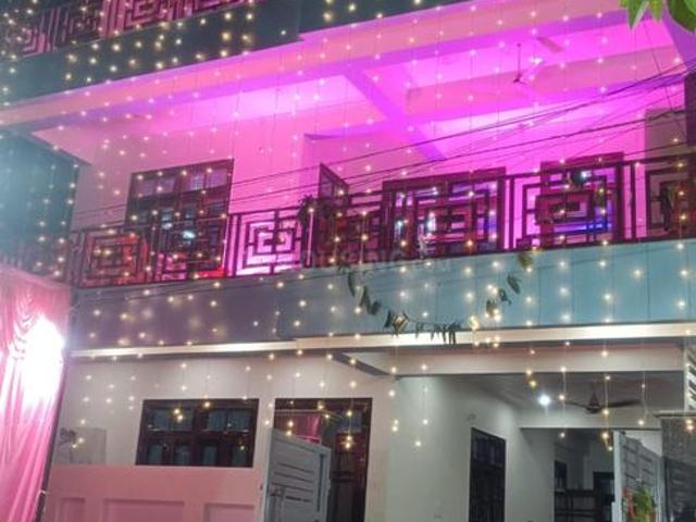4 BHK Independent Builder Floor in Sharda Nagar for rent Lucknow. The reference number is 21020109