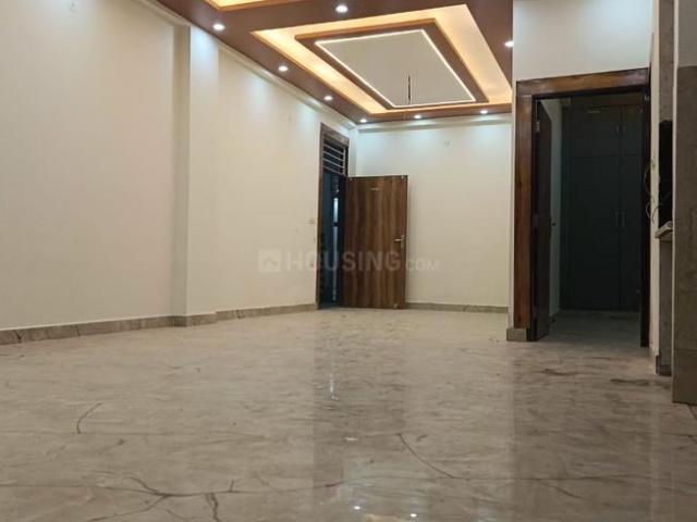 4 BHK Independent Builder Floor in Shastri Nagar for resale Ghaziabad. The reference number is 19053808