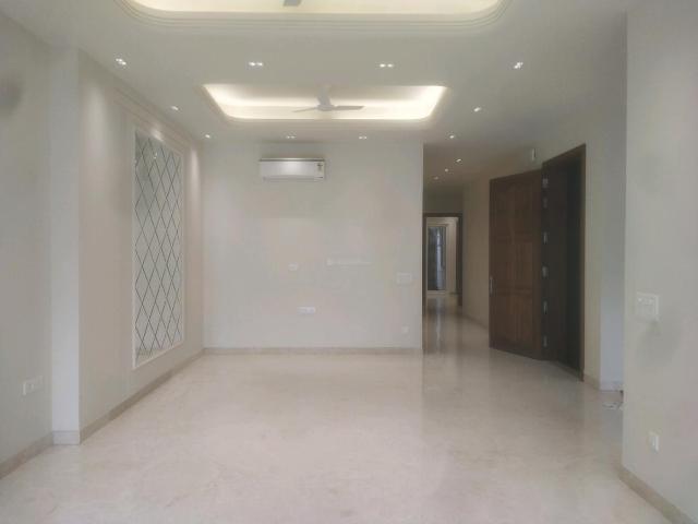 5 BHK Independent Builder Floor in Soami Nagar for rent New Delhi. The reference number is 20757951