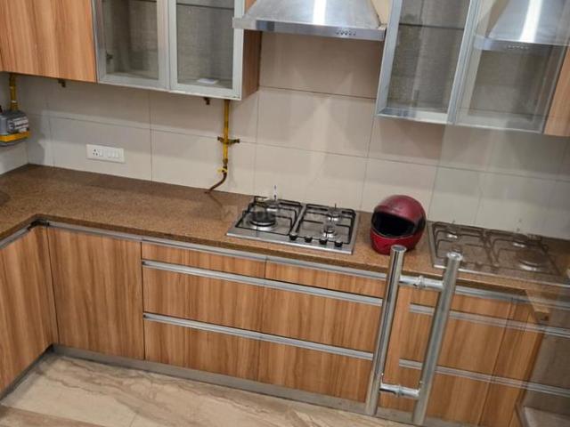 4 BHK Independent Builder Floor in South Extension II for rent New Delhi. The reference number is 20872175