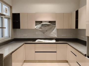 4 BHK Independent Builder Floor in South Extension II for resale New Delhi. The reference number is 19126109