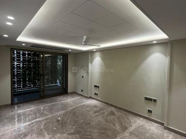 4 BHK Independent Builder Floor in South Extension II for resale New Delhi. The reference number is 19323355