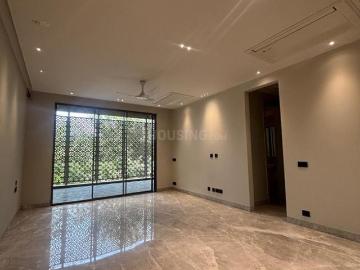 4 BHK Independent Builder Floor in South Extension II for resale New Delhi. The reference number is 20110148