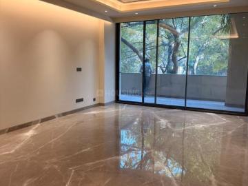 4 BHK Independent Builder Floor in South Extension II for resale New Delhi. The reference number is 20492329