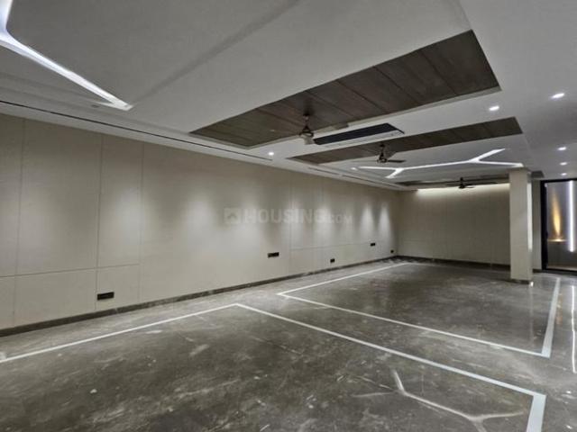 4 BHK Independent Builder Floor in South Extension II for resale New Delhi. The reference number is 20419804