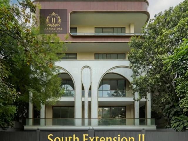 4 BHK Independent Builder Floor in South Extension II for resale New Delhi. The reference number is 20425964