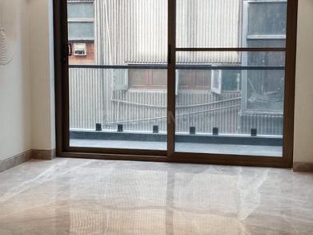 4 BHK Independent Builder Floor in South Extension II for resale New Delhi. The reference number is 20429219