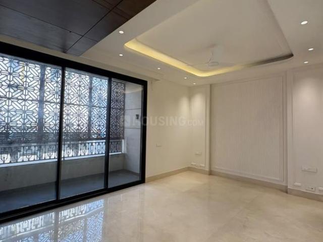 4 BHK Independent Builder Floor in South Extension II for resale New Delhi. The reference number is 21297381