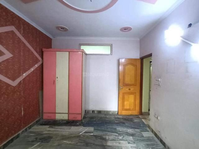 4 BHK Independent Builder Floor in Uttam Nagar for resale New Delhi. The reference number is 18203542