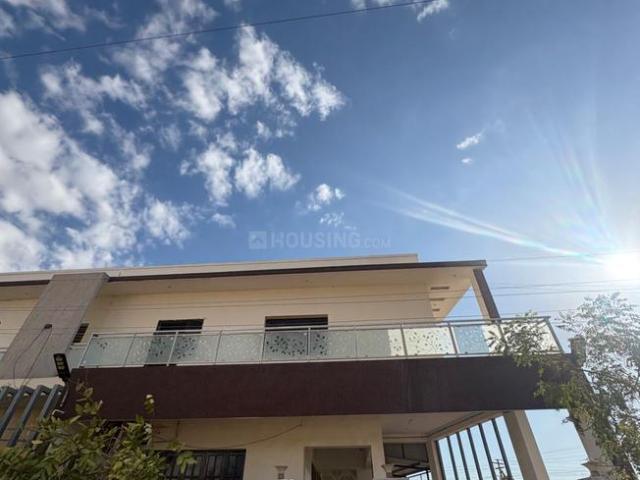 4 BHK Independent Builder Floor in V.M.Chatram for rent Tirunelveli. The reference number is 21112095