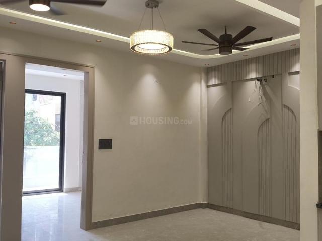 4 BHK Independent Builder Floor in Vaishali for resale Ghaziabad. The reference number is 20004443