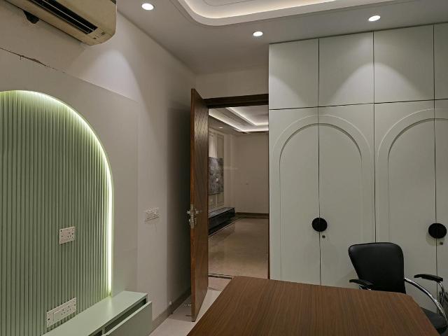 4 BHK Independent Builder Floor in Vaishali for resale Ghaziabad. The reference number is 20409686