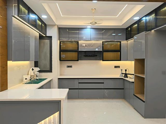 4 BHK Independent Builder Floor in Vaishali for resale Ghaziabad. The reference number is 20853845