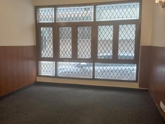 4 BHK Independent Builder Floor in Vasant Vihar for rent New Delhi. The reference number is 20860926