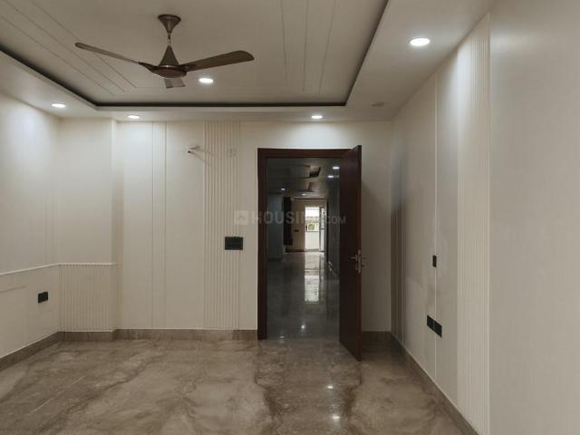 4 BHK Independent Builder Floor in Vasant Kunj for rent New Delhi. The reference number is 20935721