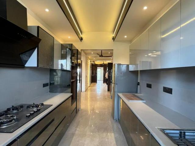 4 BHK Independent Builder Floor in Vasant Kunj for resale New Delhi. The reference number is 15629278