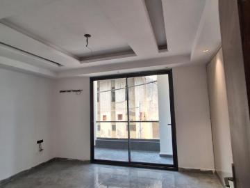 4 BHK Independent Builder Floor in Vasant Kunj for resale New Delhi. The reference number is 20039448