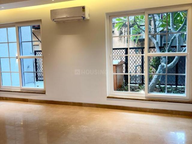 4 BHK Independent Builder Floor in Vasant Kunj for resale New Delhi. The reference number is 20203433