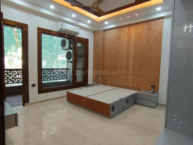 4 BHK Independent Builder Floor in Vasundhara for resale Ghaziabad. The reference number is 19660289