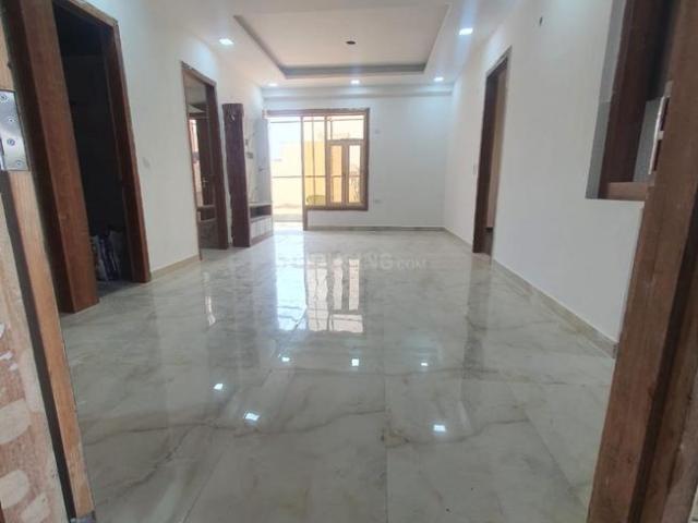 4 BHK Independent Builder Floor in Vasundhara for resale Ghaziabad. The reference number is 20408188