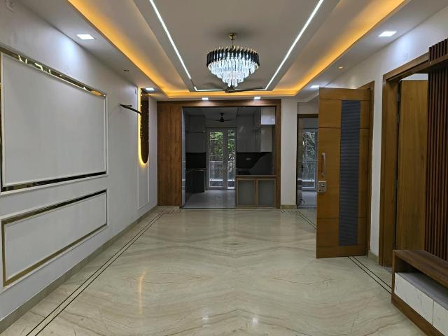 4 BHK Independent Builder Floor in Vasundhara for resale Ghaziabad. The reference number is 20666761