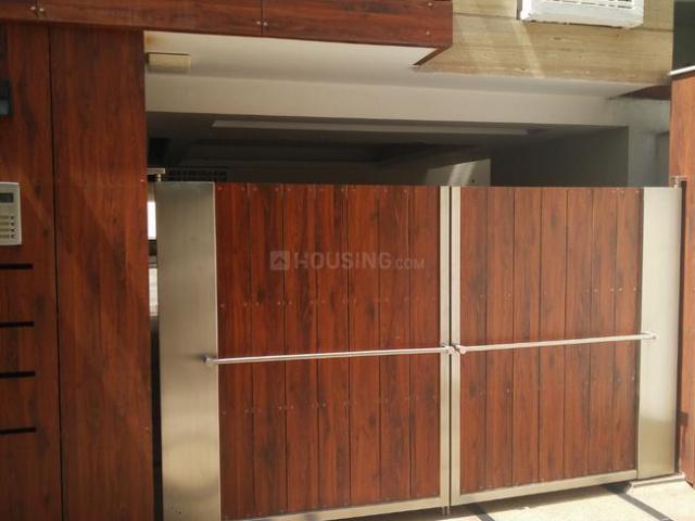 4 BHK Independent Builder Floor in Vasundhara for resale Ghaziabad. The reference number is 20232790
