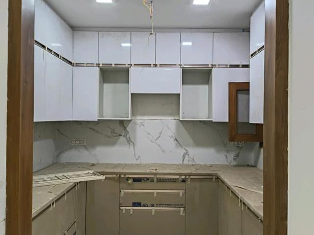 4 BHK Independent Builder Floor in Vasundhara for resale Ghaziabad. The reference number is 21051220