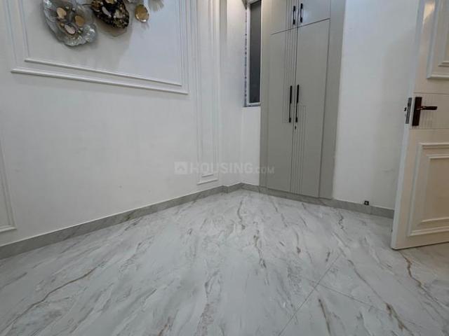 4 BHK Independent Builder Floor in Vasundhara for resale Ghaziabad. The reference number is 21304628