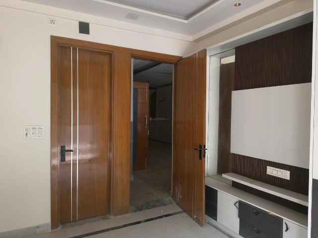 4 BHK Independent Builder Floor in Vasundhara for resale Ghaziabad. The reference number is 21324472