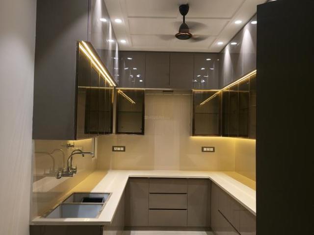 4 BHK Independent Builder Floor in Vasundhara for resale Ghaziabad. The reference number is 21324514