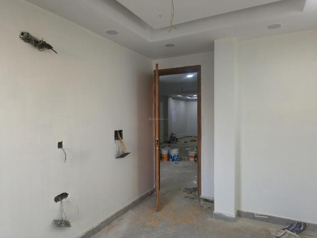 4 BHK Independent Builder Floor in Vasundhara for resale Ghaziabad. The reference number is 21324588