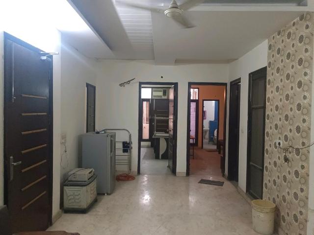 4 BHK Independent Builder Floor in Vikaspuri for rent New Delhi. The reference number is 21296959