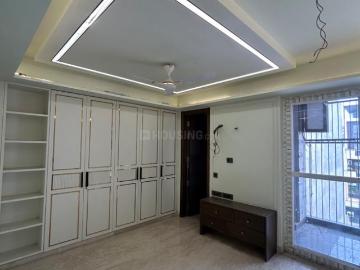 4 BHK Independent Builder Floor in Vivek Vihar for resale New Delhi. The reference number is 20461451