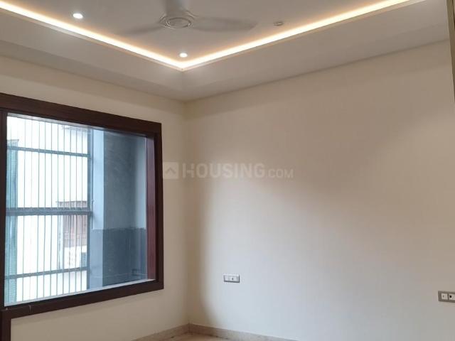 4 BHK Independent Builder Floor in Vivek Vihar for resale New Delhi. The reference number is 20833561