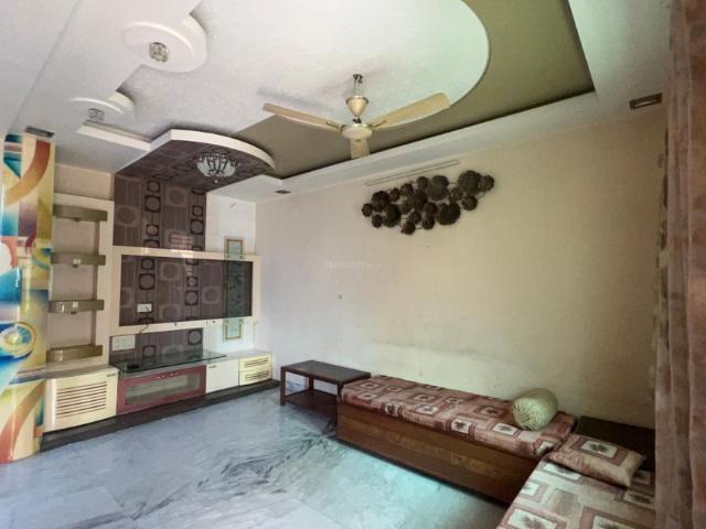 4 BHK Independent House in Tadwadi for rent Surat. The reference number is 21212789