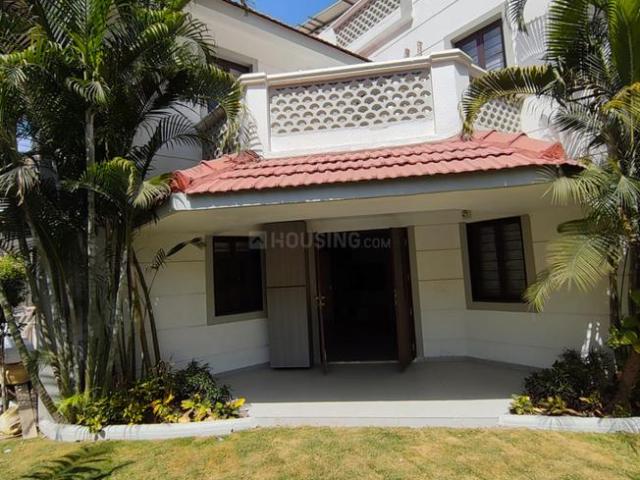 4 BHK Independent House in Thaltej for rent Ahmedabad. The reference number is 20250074